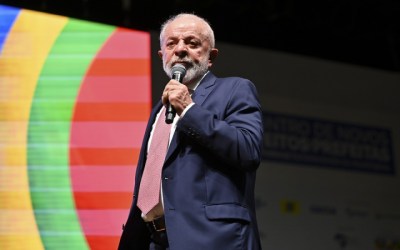 Lula faz primeira visita do mandato a um assentamento do MST